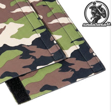 Lade das Bild in den Galerie-Viewer, Neopren Klett-Gabelschützer lang flecktarn / camouflage + schwarz 43-50 mm-endurocult
